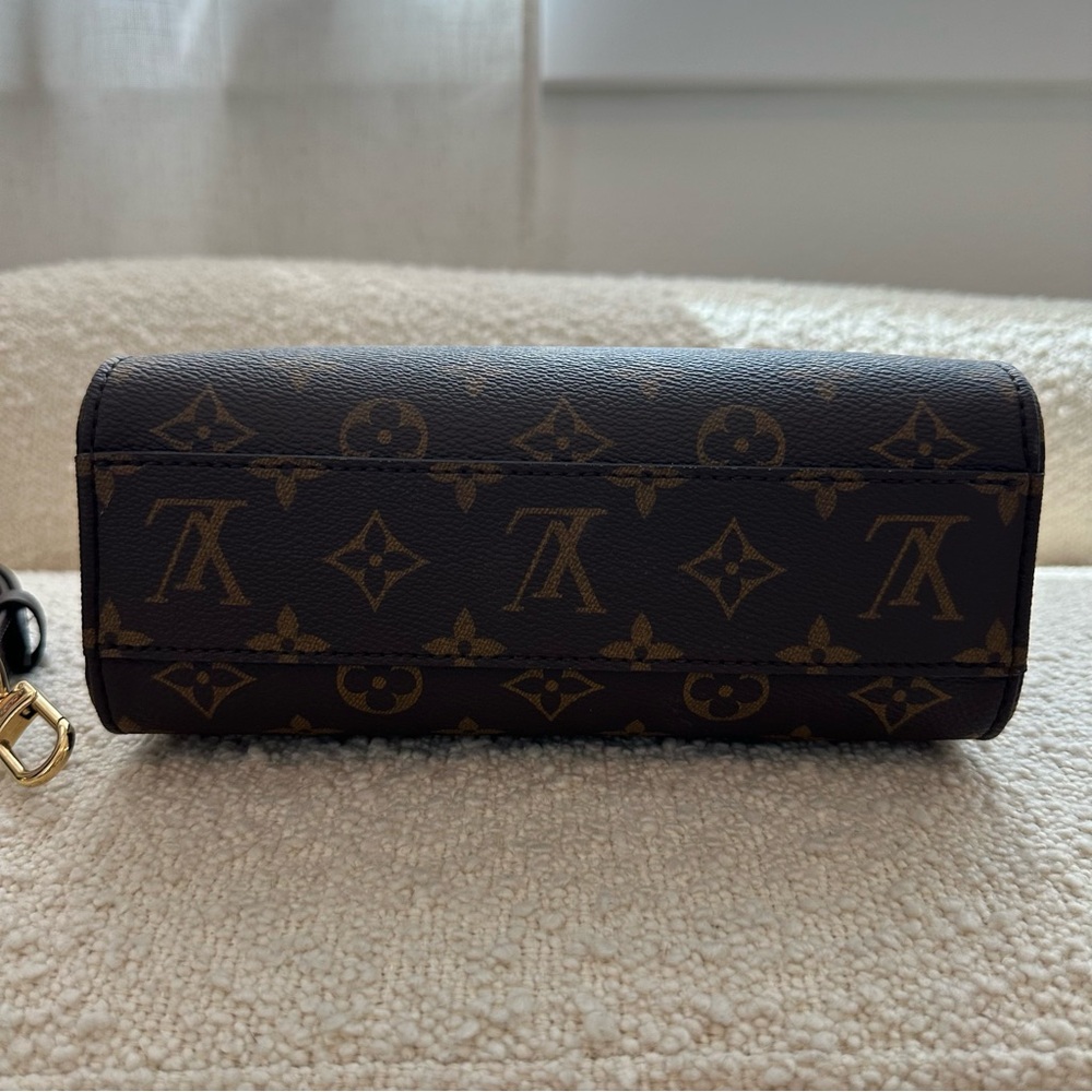 ❌ SOLD ❌ Louis Vuitton Monogram Sac Plat BB Handbag Crossbody - Picture 7 of 15